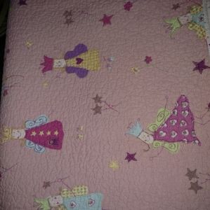 Girls twin quilt set